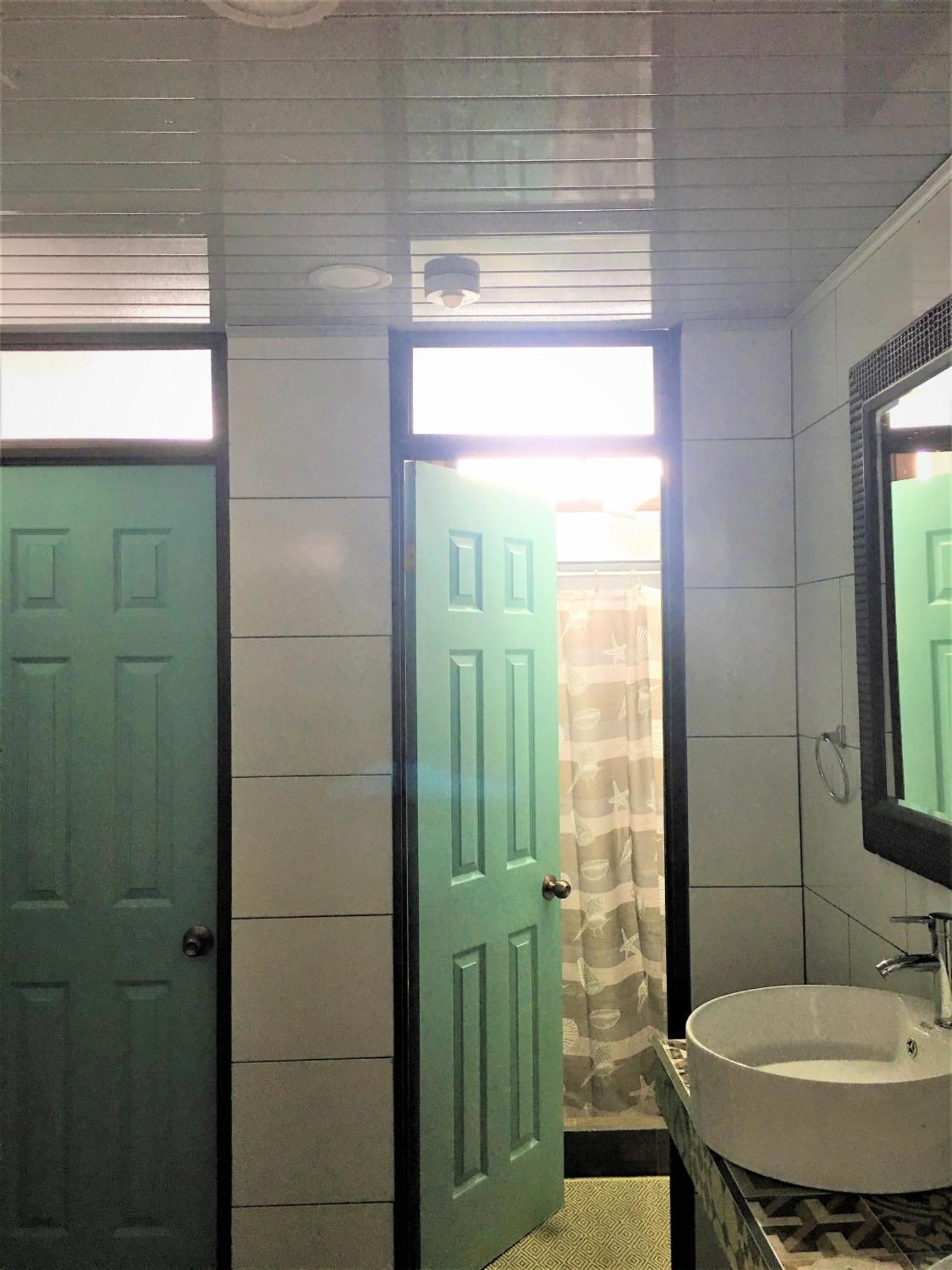 Costa Rica Backpackers Hostel Сан Хосе Екстериор снимка