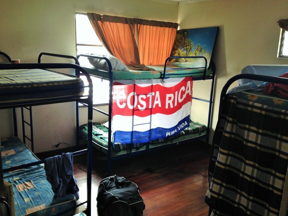 Costa Rica Backpackers Hostel Сан Хосе Екстериор снимка